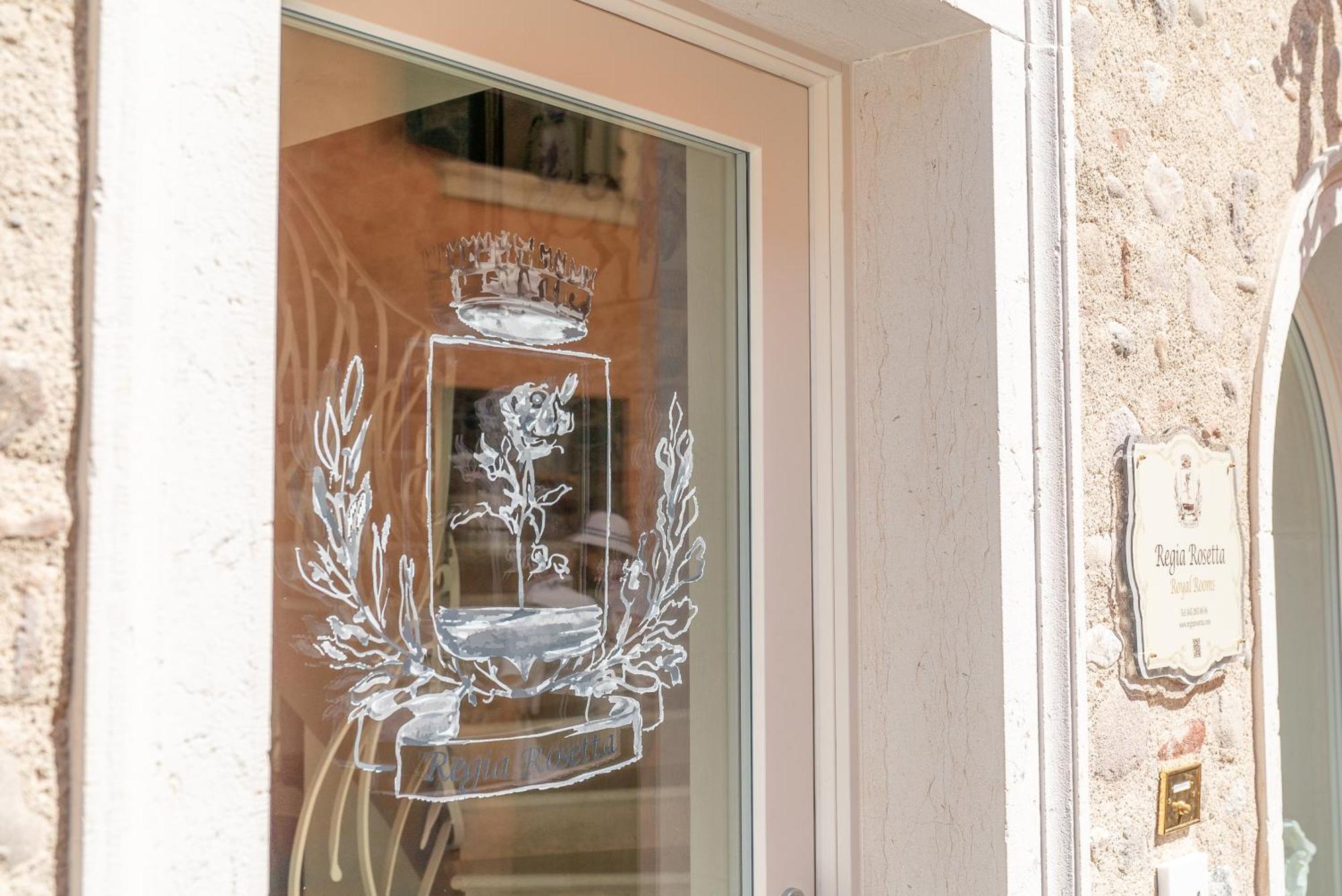 Regia Rosetta - Royal Rooms Borghetto Valeggio sul Mincio Exterior photo