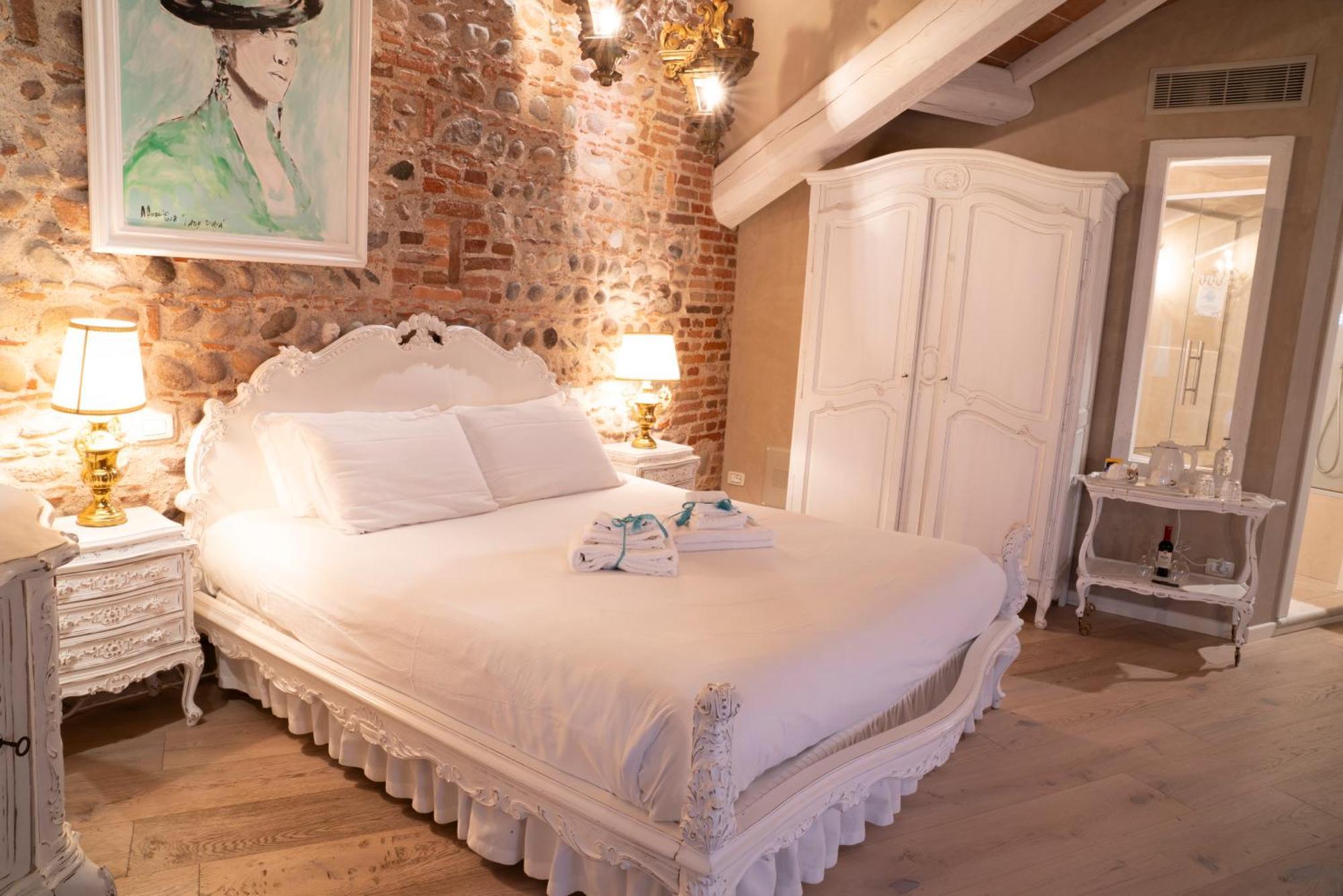 Regia Rosetta - Royal Rooms Borghetto Valeggio sul Mincio Exterior photo