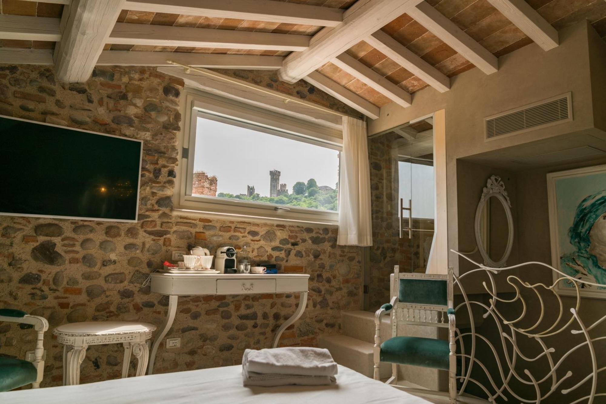 Regia Rosetta - Royal Rooms Borghetto Valeggio sul Mincio Exterior photo
